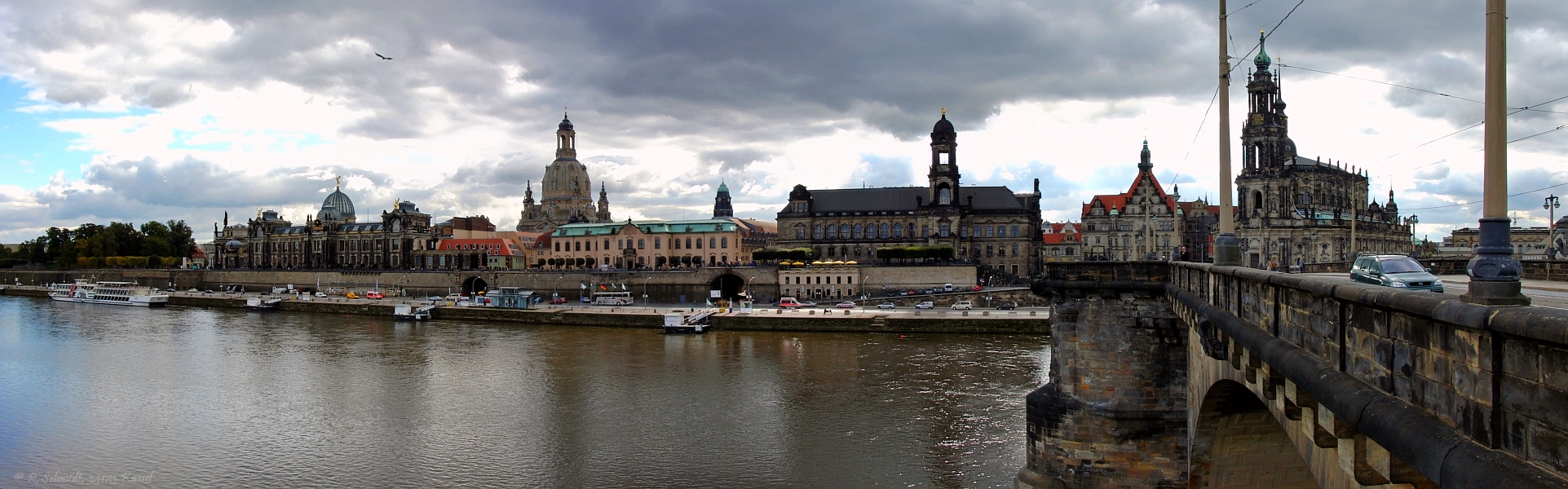 Panorama - Auf der Augustusbrücke in Dresden 2