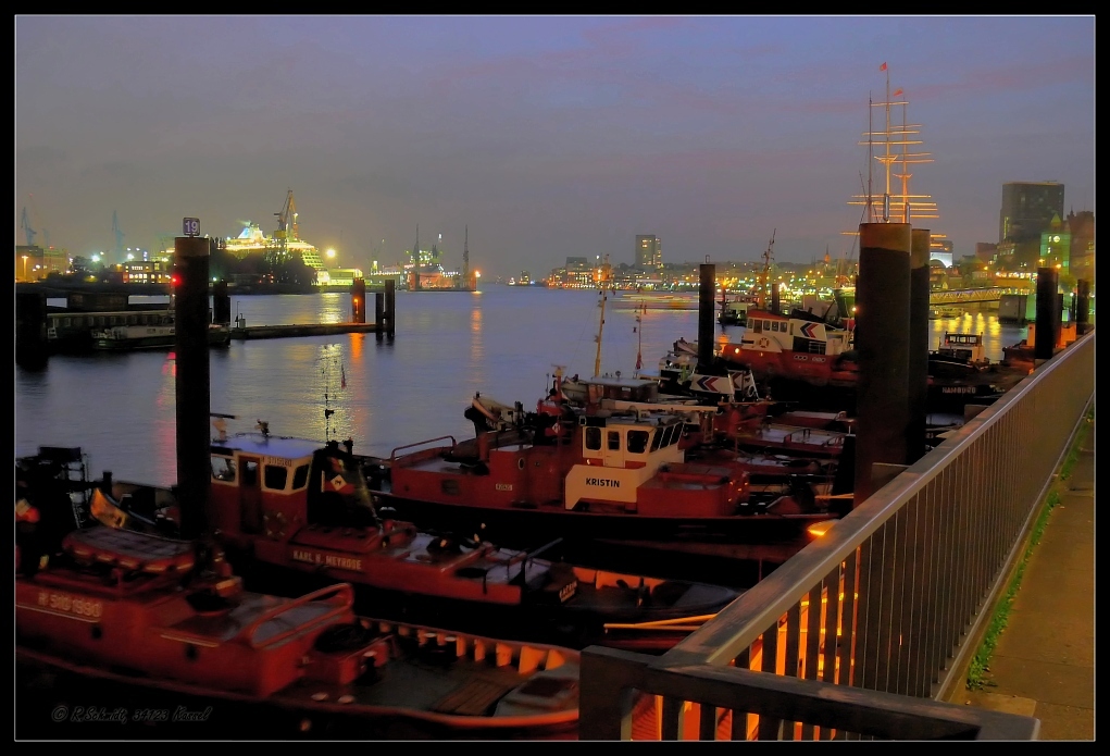 HDRI 15 Hamburg Hafen Landungsbruecken